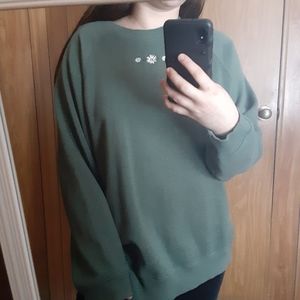 AE green flower crew neck